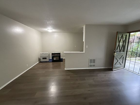 5th image of 516 S Montebello Blvd #3