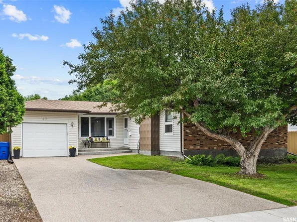 47 Green Meadow ROAD, Regina, SK S4V 0A6