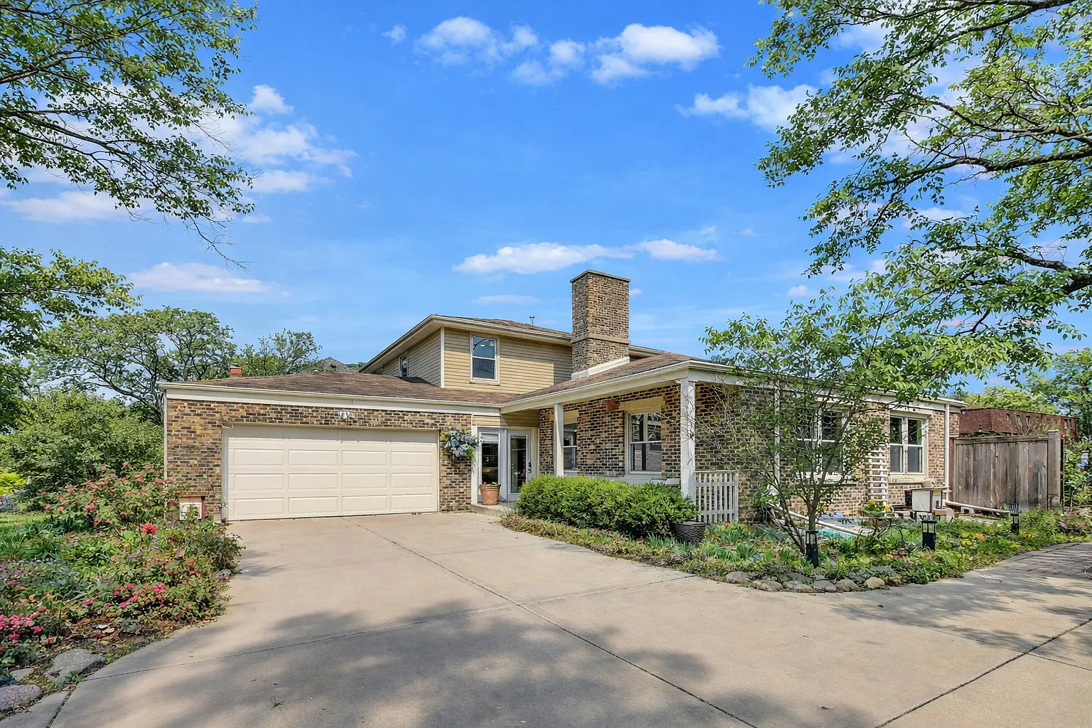 9761 Elm Ter photo 1