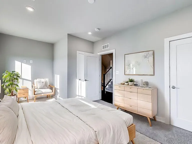 915 Elder St NW #C — Photo 14