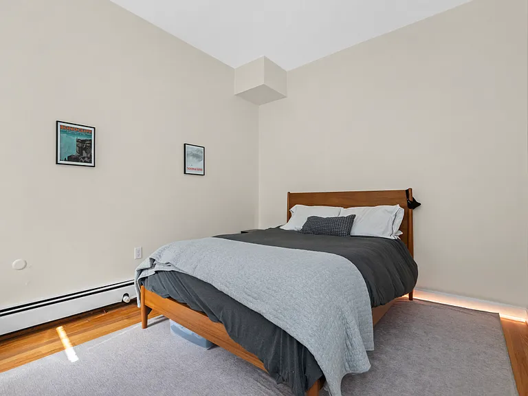 50 Main St #11 — Photo 11