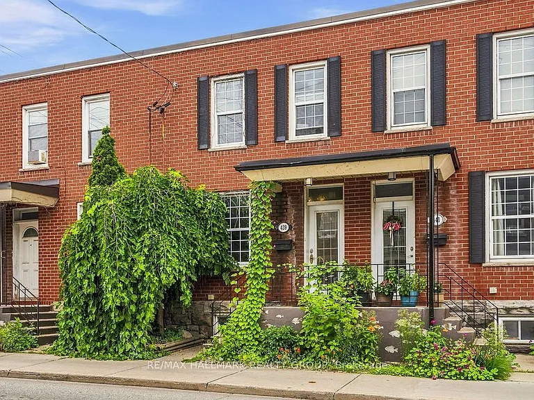 439 Kent St — Photo 1