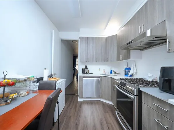 7215 3rd Avenue image 4 of 34