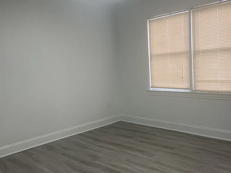 2505 W Broad St #311 — Photo 11