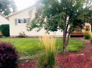 908 Tamarack Dr, Colorado Springs, CO 80911