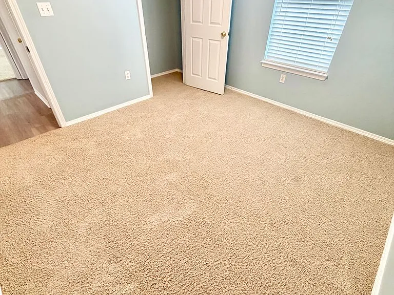 2390 Marina Dr — Photo 30
