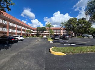 9441 Sunrise Lakes Blvd APT 108, Fort Lauderdale, FL 33322