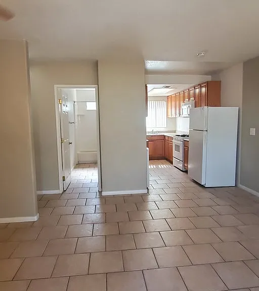 7110 Mohawk St — Photo 11