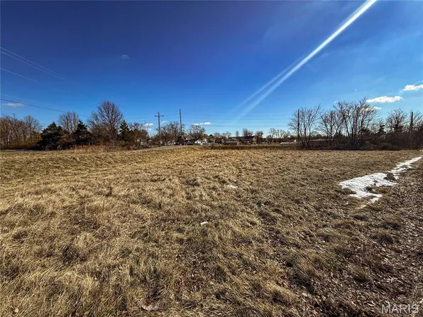 1000 W Link Ave, Owensville, MO 65066