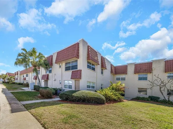 10032 65th Ave N APT 9, Saint Petersburg, FL 33708