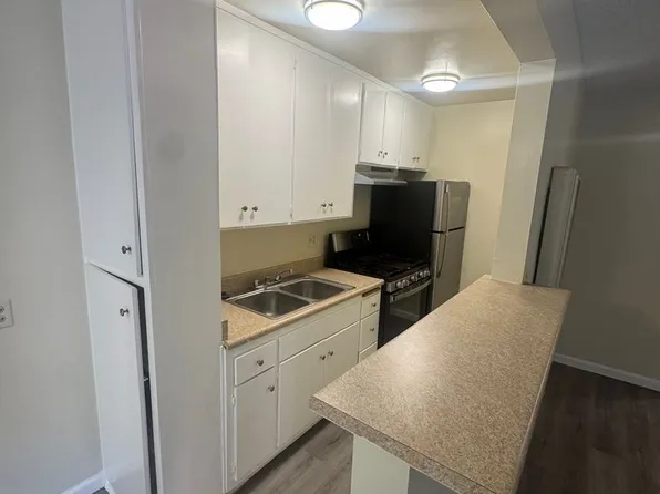 18530 Prairie St., 18530 Prairie St APT 43, Northridge, CA 91324