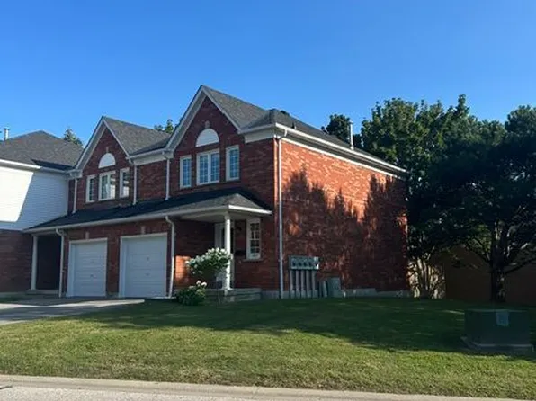 10 Bassett Blvd, Whitby, ON