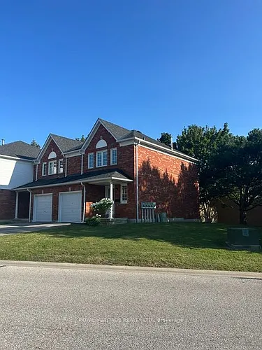 10 Bassett Blvd Photo 1