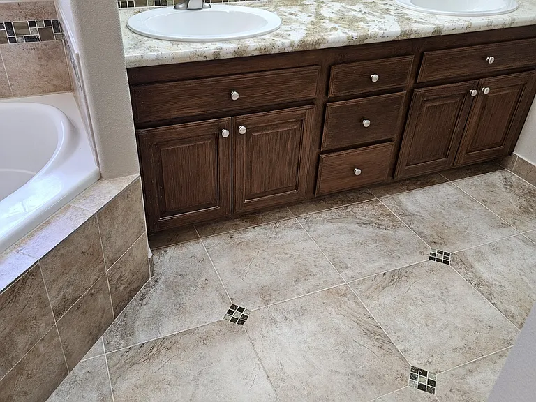 Master Bath with Jetted tub