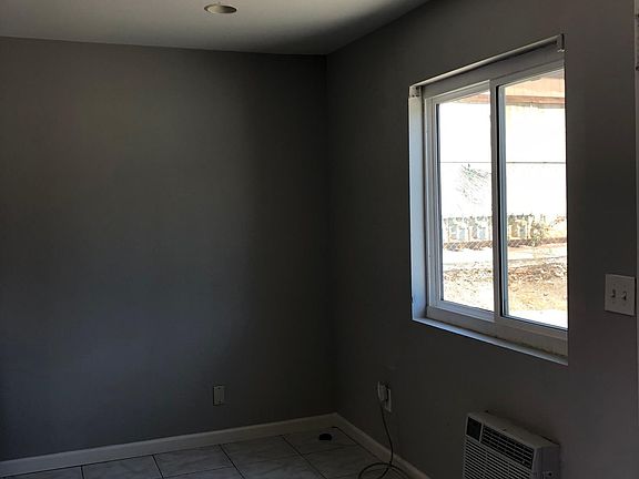 2nd image of 4676 Home Ave