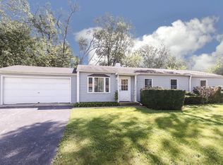 1001 E Capri Dr, Palatine, IL 60074