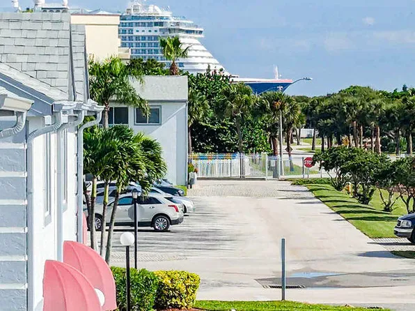 646 Beach Park Ln #V276, Cape Canaveral, FL 32920