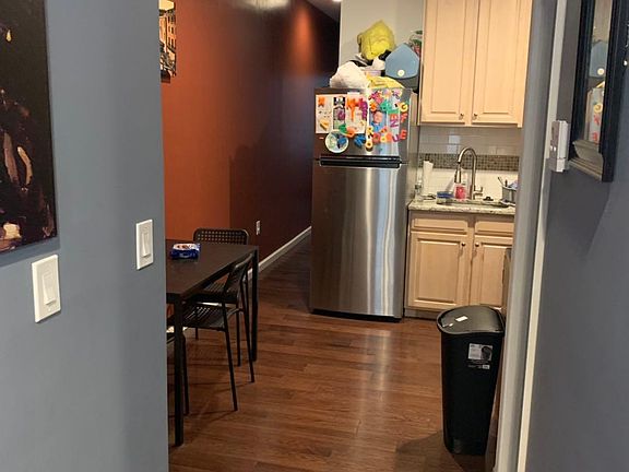 4th image of 2503 S 11th Street # First Floor