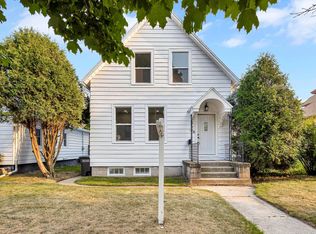 829 Humboldt Ave, Sheboygan, WI 53081