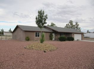 2201 Red Rock Dr, Pahrump, NV 89048