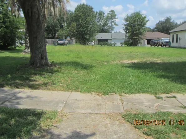 2449 22nd St, Lake Charles, LA 70601