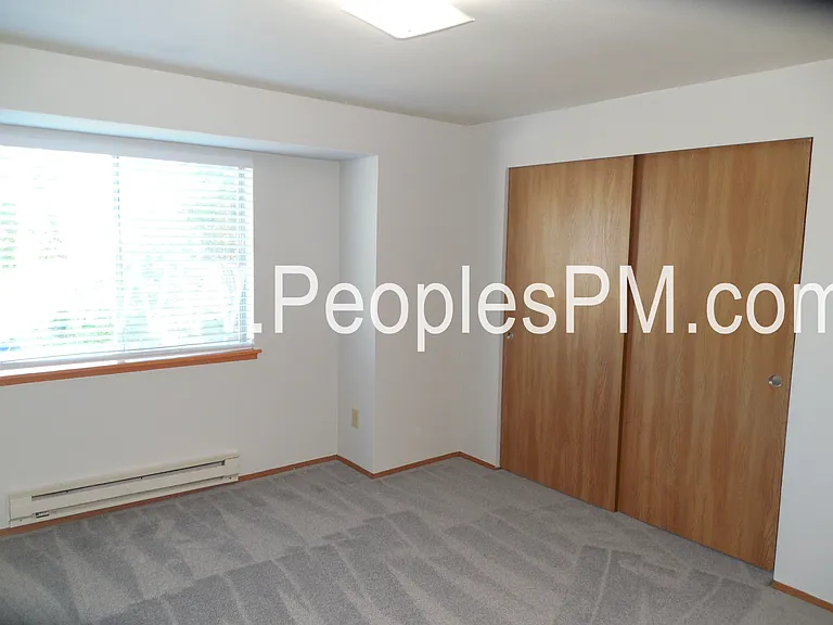 902 37th St SE #2 — Photo 6