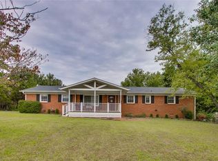 4018 Lakewood Cir, Trinity, NC 27370