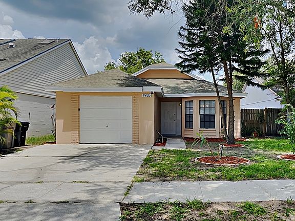 2nd image of 1935 Sheeler Oaks Dr