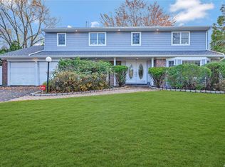 96 Burr Rd, East Northport, NY 11731