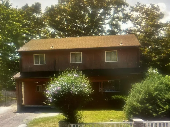 112 Root Avenue, Central Islip, NY 11722