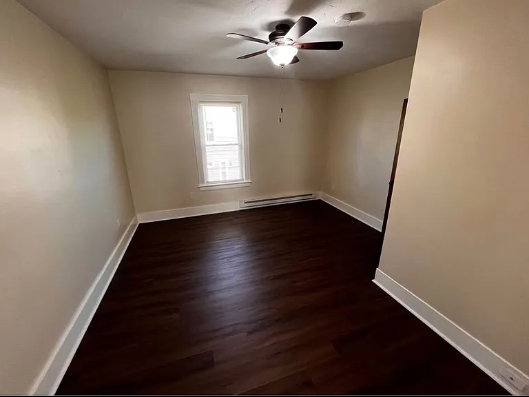 120 Summit St #2 — Photo 10