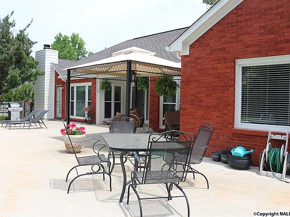 5th image of 115 Melinda Dr