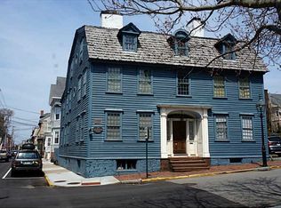 56 Pelham St, Newport, RI 02840