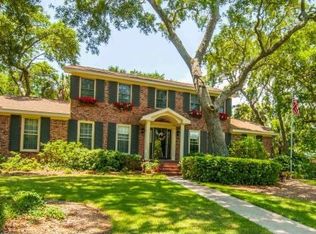 102 Sparrow Dr, Isle Of Palms, SC 29451