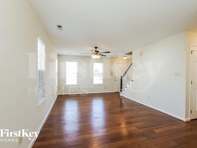12105 Landen Dr — Photo 4