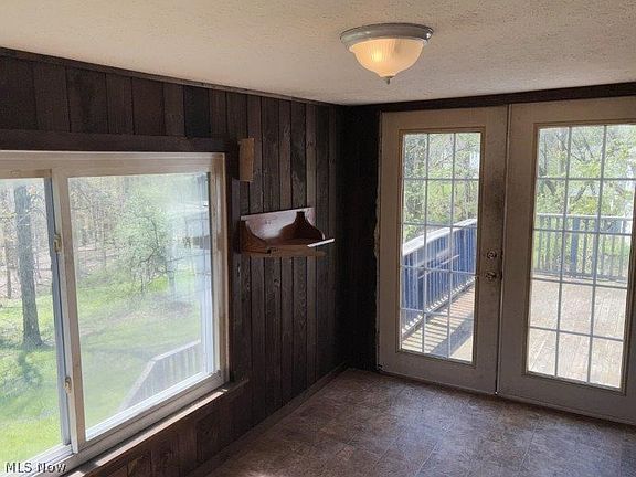 5th image of 164 Forest Dr