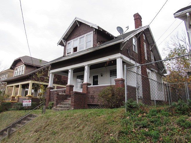 1st image of 403 Ontario St
