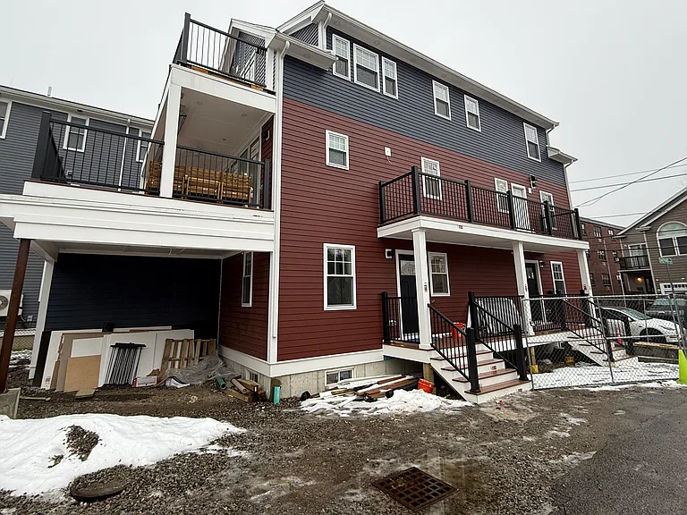 36 Shepard St #B — Photo 8