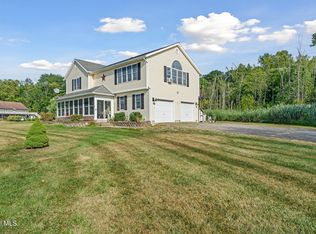 70 Island View Rd, Cohoes, NY 12047