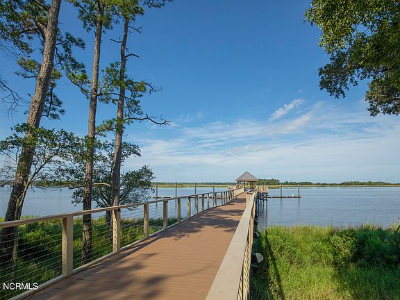 3rd image of 5140 Sweet Tea Avenue