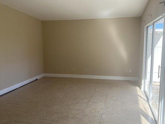5th image of 5794 Gallatin Ln