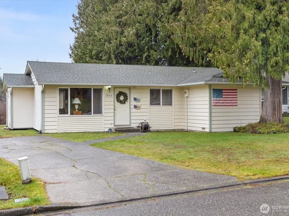9226 3rd Place SE, Everett, WA 98208