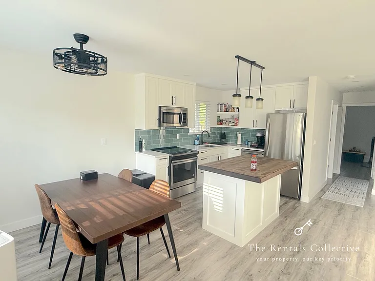3758 Sefton St — Photo 3