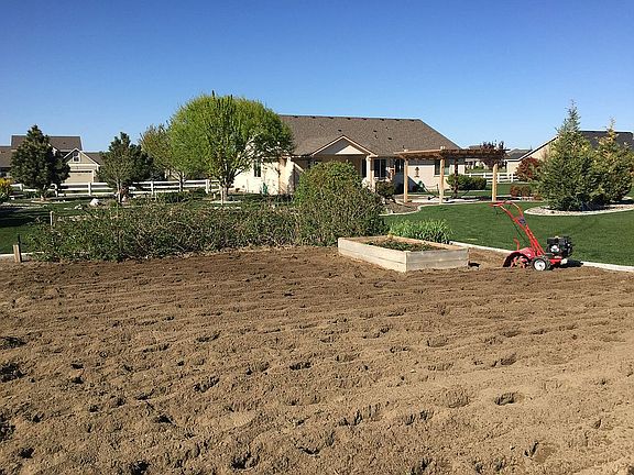 3rd image of 5903 Lanay St
