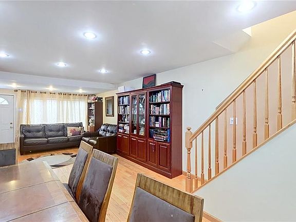 5th image of 1654 E 36th St