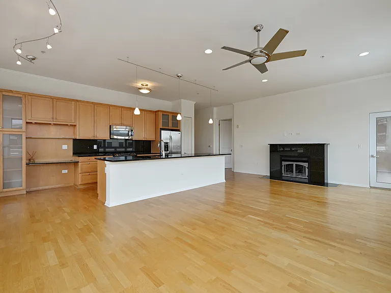 850 Village Center Drive 416 — Photo 2