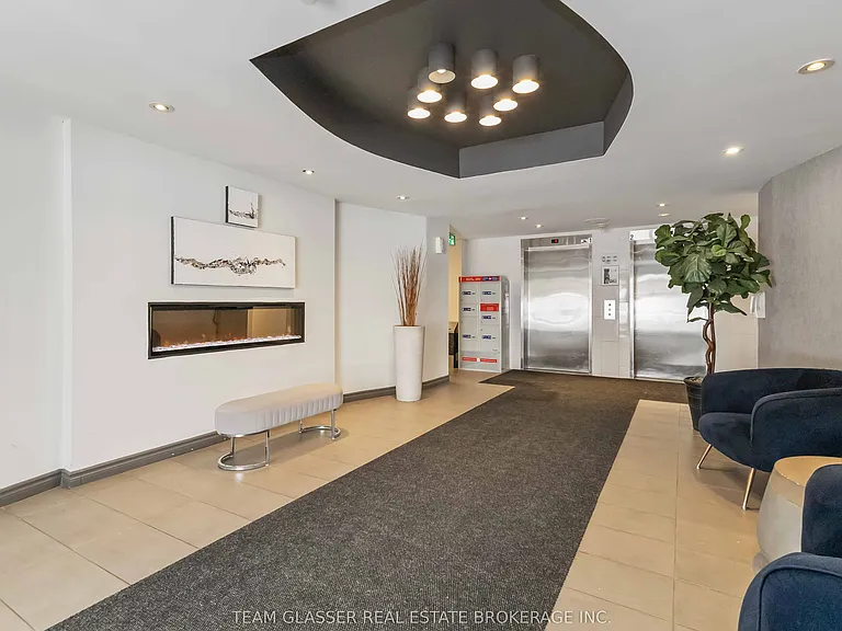 500 Proudfoot Ln #707 — Photo 4