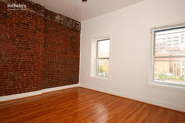 Rented by Sotheby's International Realty | media 14