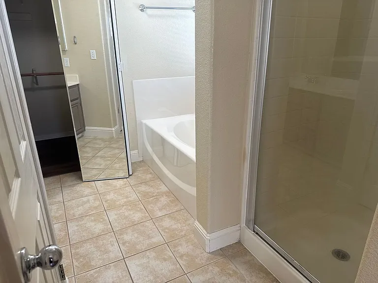 961 Celestine Cir — Photo 24