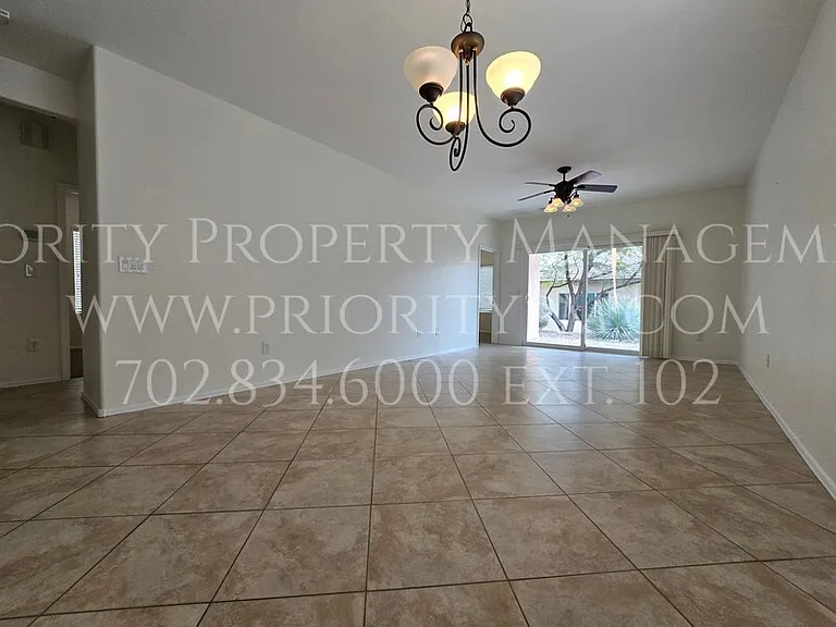 3513 Herring Gull Ln — Photo 2